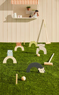 Afbeelding laden in Galerijviewer, Croquet Set KIDS CONCEPT - Kids Plus