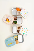 Afbeelding laden in Galerijviewer, The Cotton Cloud Stainless Steel Lunchbox Tiny Bits - Kids Plus