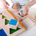 Afbeelding laden in Galerijviewer, Guidecraft Nest and Stack Shapes - Kids Plus