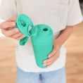 Afbeelding laden in Galerijviewer, MontiiCo Fusion Screw Top Dop - Met Draagriem - Voor 350/475 ml Flessen Kids Plus