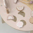 Afbeelding laden in Galerijviewer, Label Label – Houten Activiteitentafel Roze 🎀✨ Kids Plus