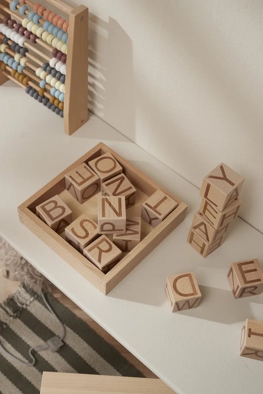 Houten blokken A-Z NEO Kids Concept