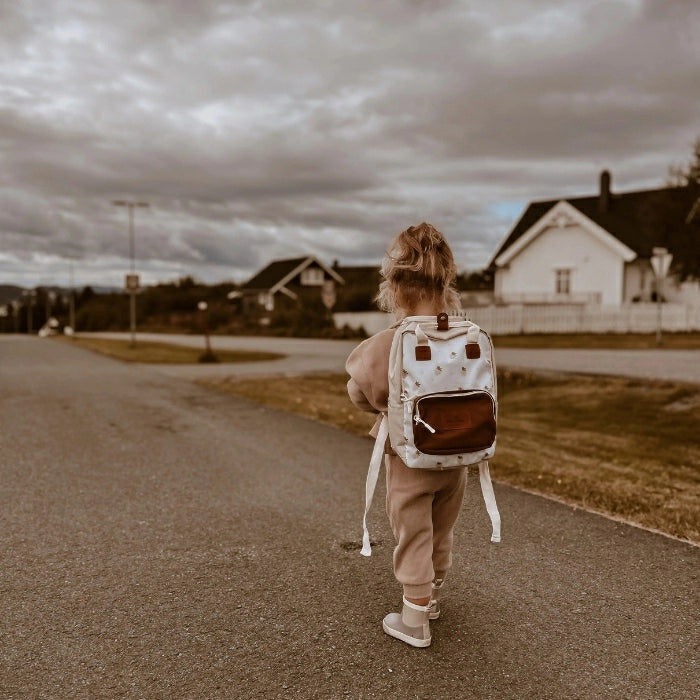 🍓 Mrs Ertha Rugzak – Strawberries 38cm 🍓 Kids Plus