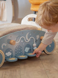 Afbeelding laden in Galerijviewer, Label Label – 3 in 1 Rocker, Walker and Car – Blue Kids Plus
