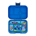 Afbeelding laden in Galerijviewer, Yumbox Original - lekvrije Bento box lunchbox - 6 vakken - Surf Blue / Race Cars tray
