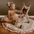 Afbeelding laden in Galerijviewer, Mrs. Ertha poppenbuggy Strawberry Mood Kids Plus
